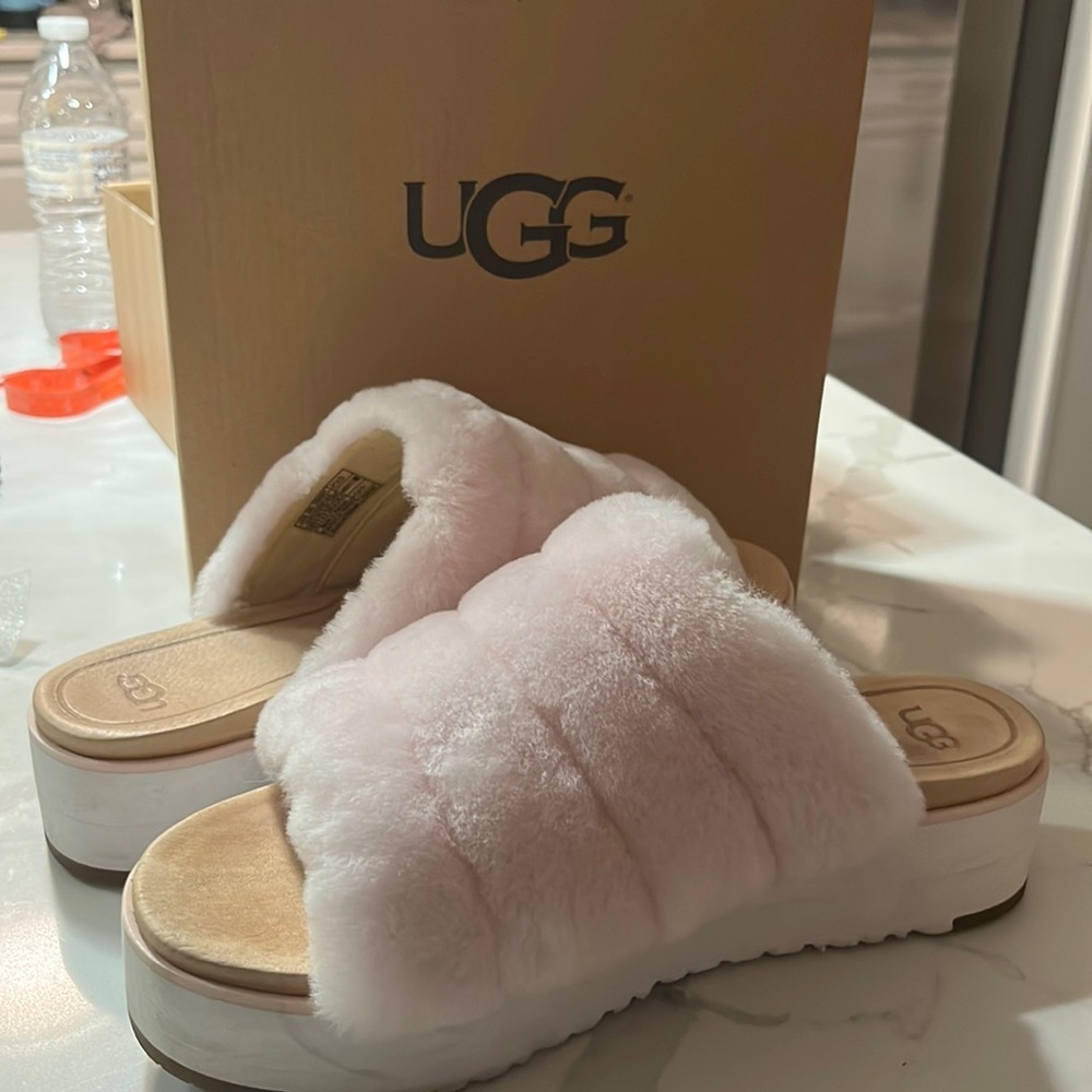UGG Slippers Pink